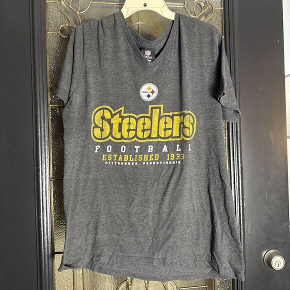 NFL Team Apparel Women's Pittsburgh Steelers Gray Shirt Size Extra Large?? - Picture 1 of 4